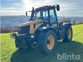 Traktor JCB