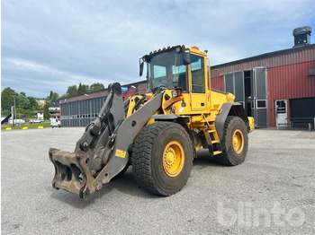 Utovarivač na kotačima VOLVO L90