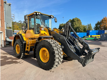 Utovarivač na kotačima VOLVO L120G