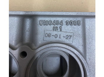 Termostat za Kamion SCATOLA TERMOSTATO/ALLOGGIAMENTO TERMOSTATO MAN 51064040095: slika Termostat za Kamion SCATOLA TERMOSTATO/ALLOGGIAMENTO TERMOSTATO MAN 51064040095