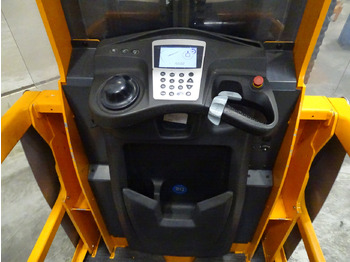 Komisioner Still EK-X: slika Komisioner Still EK-X