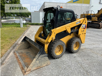 Mini utovarivač CATERPILLAR 226D