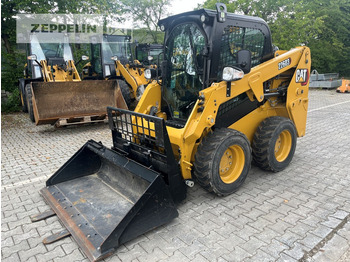 Mini utovarivač CATERPILLAR 226D