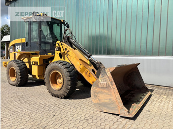 Utovarivač na kotačima CATERPILLAR 930G