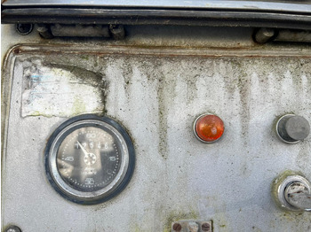 Kamion s kukastom dizalicom Abrollcontainer Betonmischaufbau mit sep. Motor: slika Kamion s kukastom dizalicom Abrollcontainer Betonmischaufbau mit sep. Motor