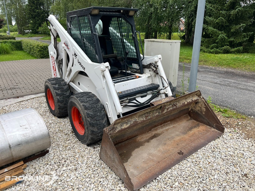 1995 Bobcat 873 54kW Skid-steer loader - Mini utovarivač: slika 1995 Bobcat 873 54kW Skid-steer loader - Mini utovarivač 1995 Bobcat 873 54kW Skid-steer loader - Mini utovarivač: slika 1995 Bobcat 873 54kW Skid-steer loader - Mini utovarivač