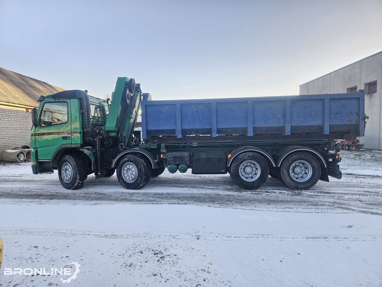 2002 Volvo FM12 8x4 Cable lift + Crane HMF - Kamion s kabelskim sustavom, Kamion s kranom: slika 2002 Volvo FM12 8x4 Cable lift + Crane HMF - Kamion s kabelskim sustavom, Kamion s kranom 2002 Volvo FM12 8x4 Cable lift + Crane HMF - Kamion s kabelskim sustavom, Kamion s kranom: slika 2002 Volvo FM12 8x4 Cable lift + Crane HMF - Kamion s kabelskim sustavom, Kamion s kranom