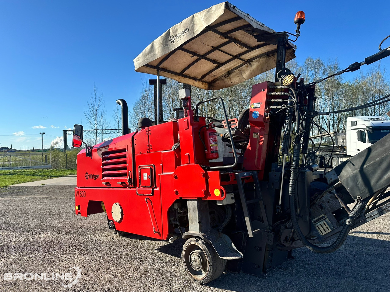 2003 Wirtgen W600DC Asfaldifrees 0,6m - Hladni planer: slika 2003 Wirtgen W600DC Asfaldifrees 0,6m - Hladni planer 2003 Wirtgen W600DC Asfaldifrees 0,6m - Hladni planer: slika 2003 Wirtgen W600DC Asfaldifrees 0,6m - Hladni planer