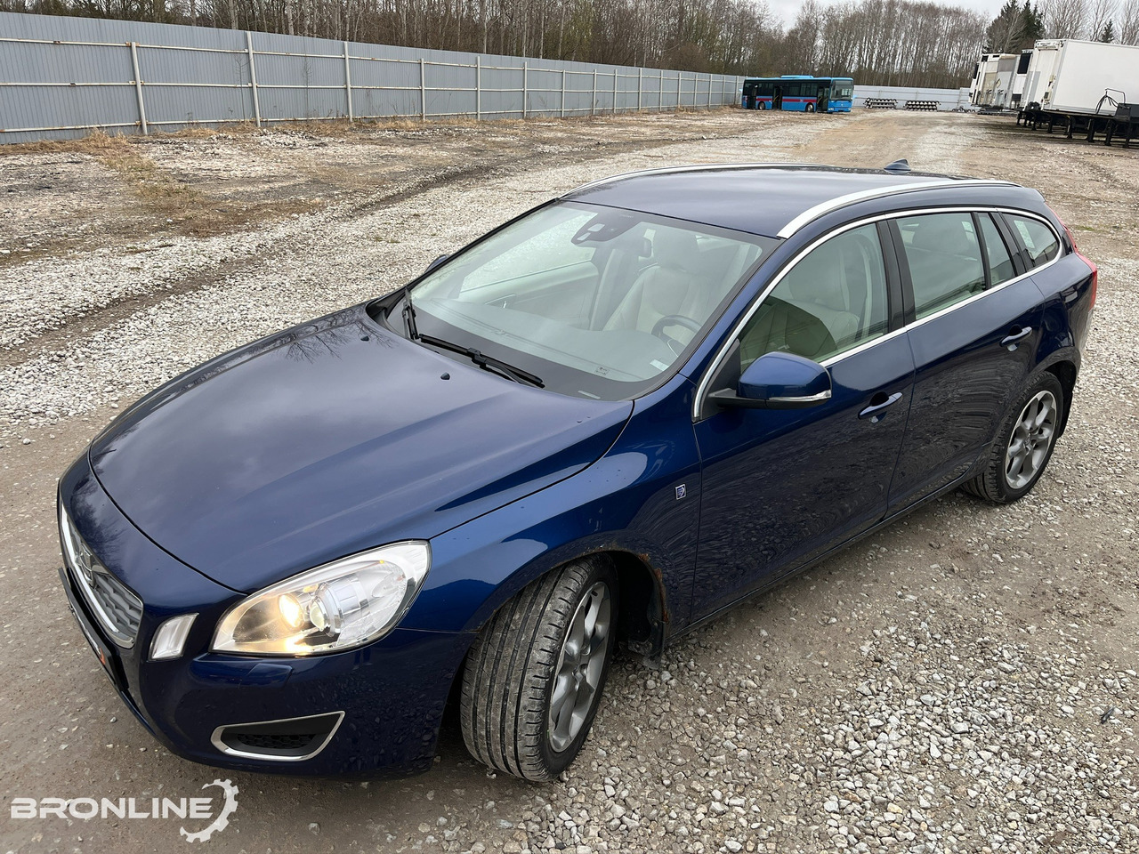 2011 Volvo V60 1.6 84kW Low mileage - Automobil: slika 2011 Volvo V60 1.6 84kW Low mileage - Automobil 2011 Volvo V60 1.6 84kW Low mileage - Automobil: slika 2011 Volvo V60 1.6 84kW Low mileage - Automobil