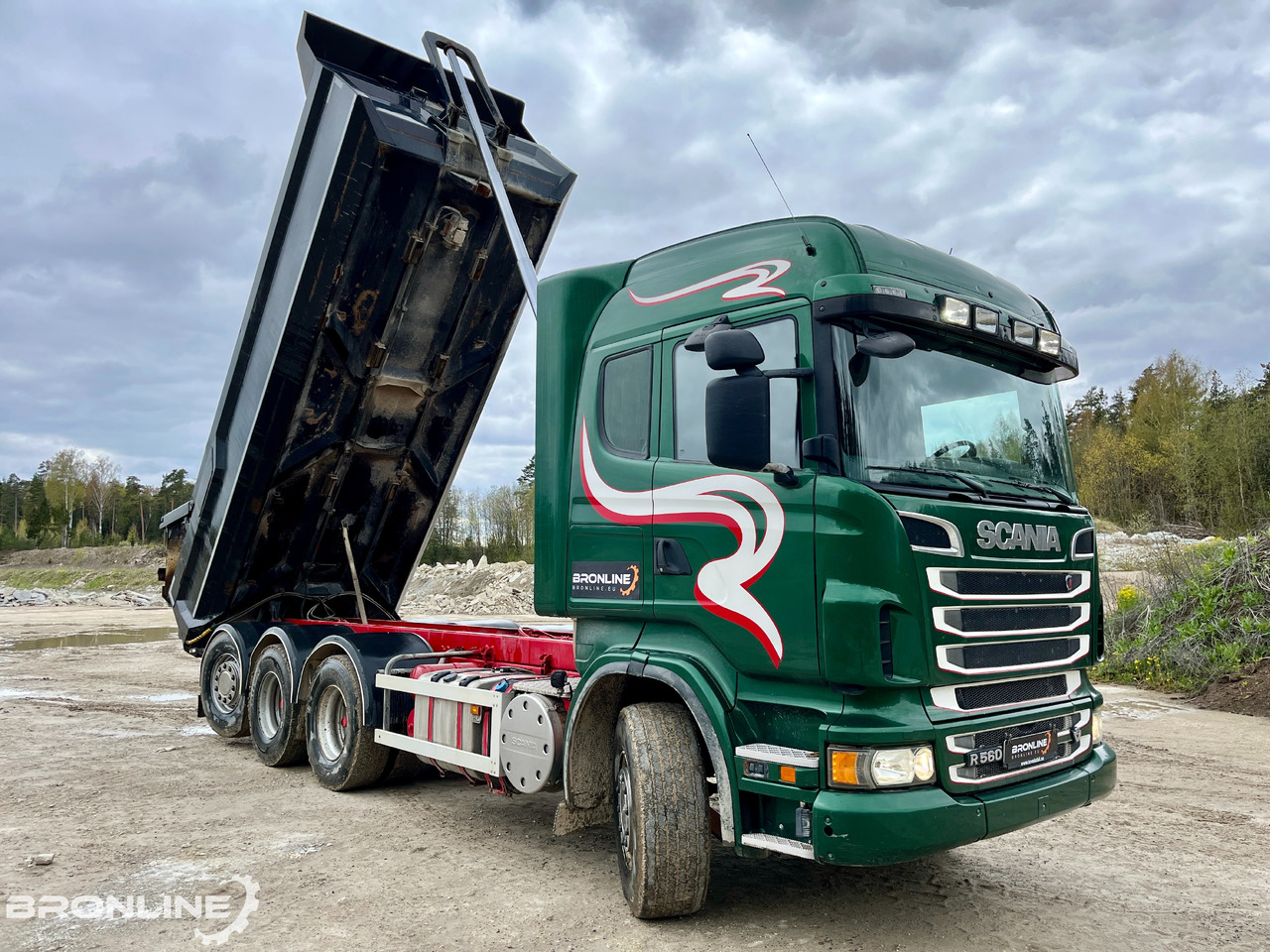 2013 V8 SCANIA R560 8X4 Tipper/Kallur/Retarder - Kiper: slika 2013 V8 SCANIA R560 8X4 Tipper/Kallur/Retarder - Kiper 2013 V8 SCANIA R560 8X4 Tipper/Kallur/Retarder - Kiper: slika 2013 V8 SCANIA R560 8X4 Tipper/Kallur/Retarder - Kiper