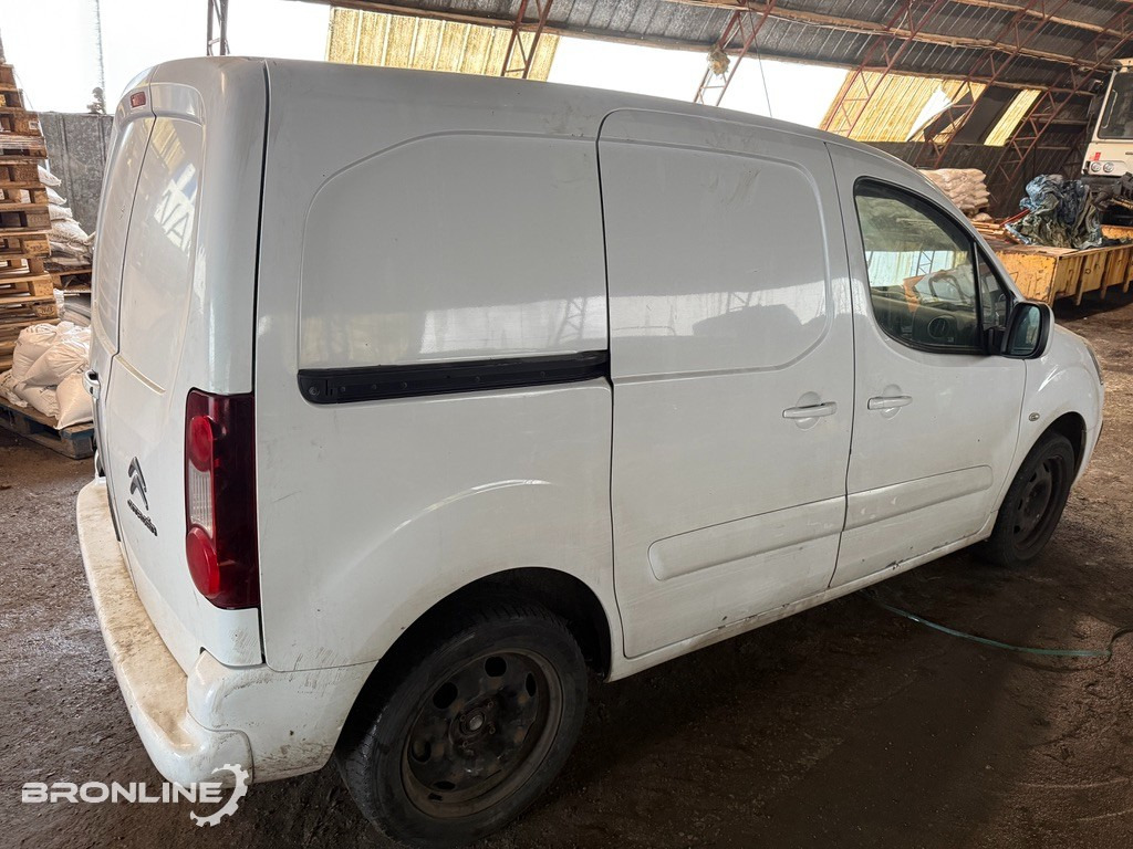 2016 Citroën Berlingo 1.6 72kW - Mali kombi: slika 2016 Citroën Berlingo 1.6 72kW - Mali kombi 2016 Citroën Berlingo 1.6 72kW - Mali kombi: slika 2016 Citroën Berlingo 1.6 72kW - Mali kombi