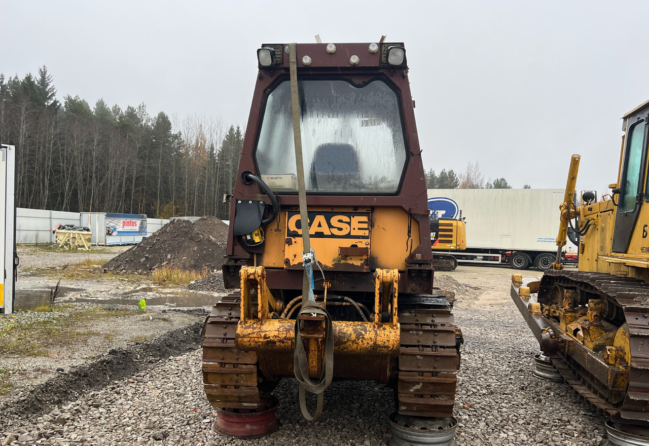 CASE 1150C - Buldožer: slika CASE 1150C - Buldožer CASE 1150C - Buldožer: slika CASE 1150C - Buldožer