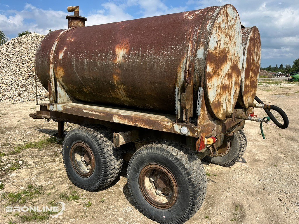 Haagis veemahutitega 6000L - Prikolica cisterna: slika Haagis veemahutitega 6000L - Prikolica cisterna Haagis veemahutitega 6000L - Prikolica cisterna: slika Haagis veemahutitega 6000L - Prikolica cisterna