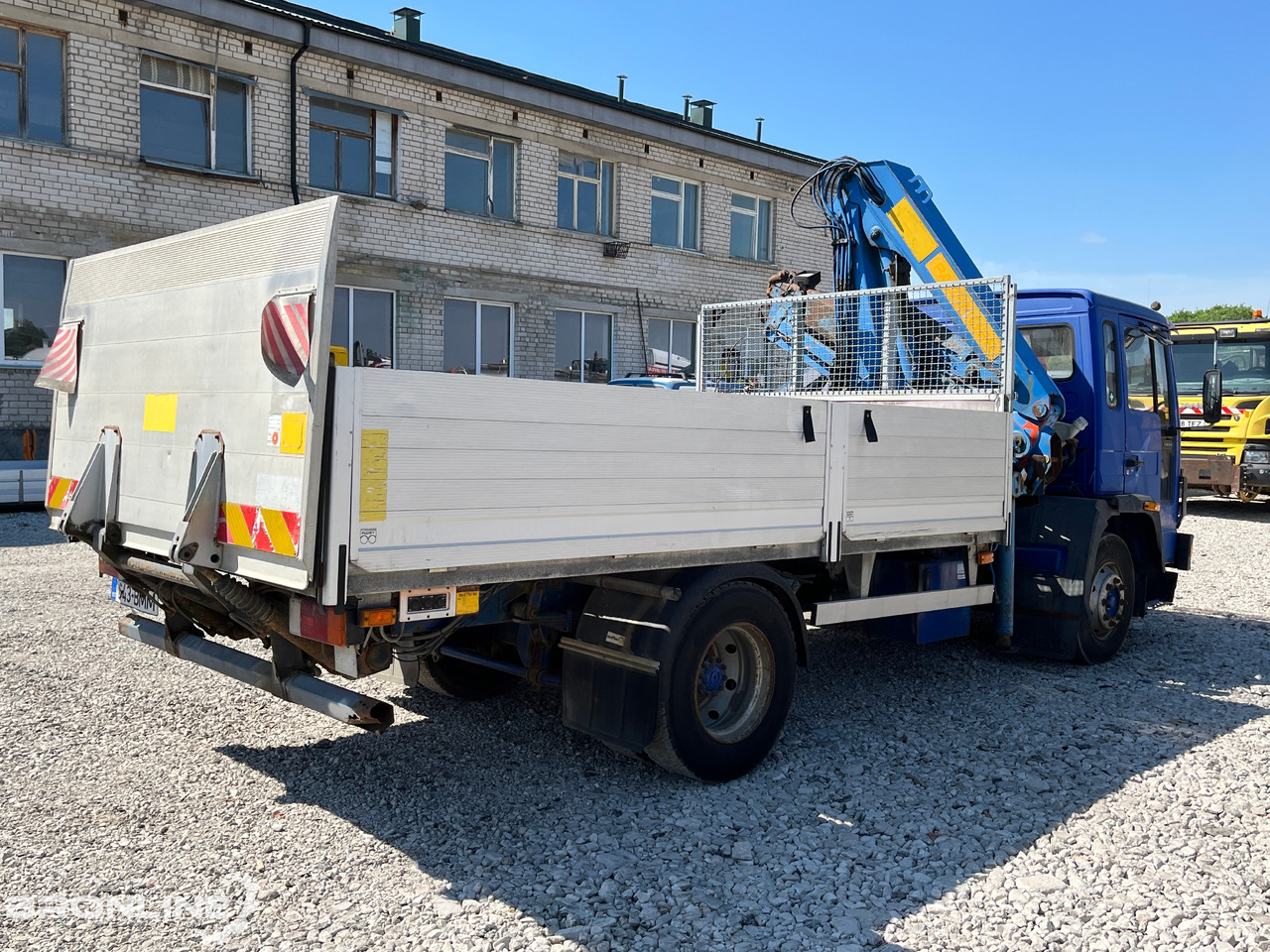 VOLVO FL611 + Palfinger PK 8200 - Kamion s otvorenim sandukom, Kamion s kranom: slika VOLVO FL611 + Palfinger PK 8200 - Kamion s otvorenim sandukom, Kamion s kranom VOLVO FL611 + Palfinger PK 8200 - Kamion s otvorenim sandukom, Kamion s kranom: slika VOLVO FL611 + Palfinger PK 8200 - Kamion s otvorenim sandukom, Kamion s kranom