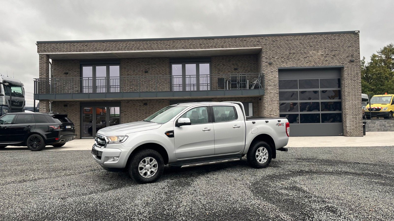 Ford Ranger XLT Doppelkabine 4x4 - SUV: slika Ford Ranger XLT Doppelkabine 4x4 - SUV Ford Ranger XLT Doppelkabine 4x4 - SUV: slika Ford Ranger XLT Doppelkabine 4x4 - SUV