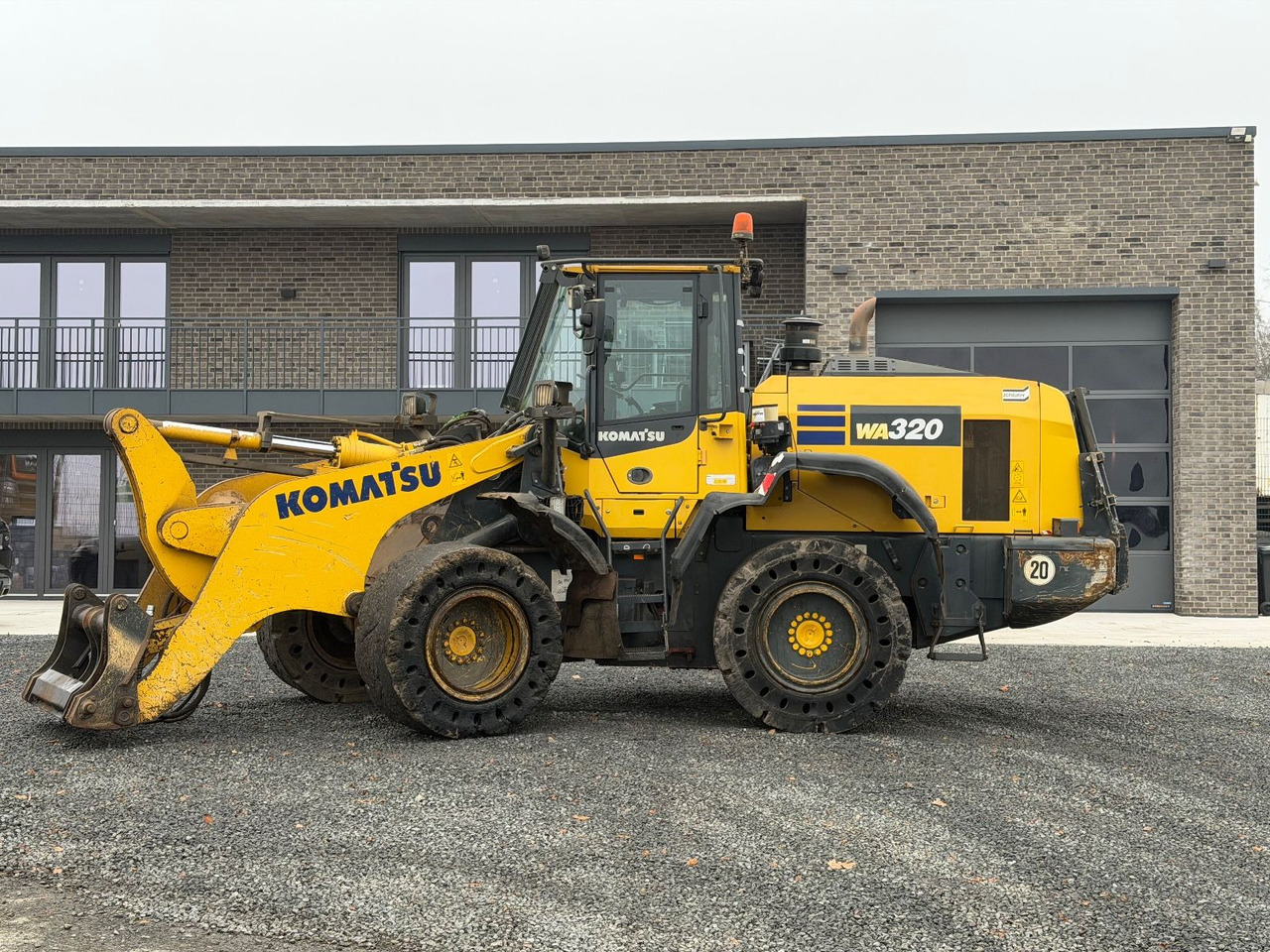 Komatsu WA 320 -8 Radlader Highlift Vollgummi Wartung - Utovarivač na kotačima: slika Komatsu WA 320 -8 Radlader Highlift Vollgummi Wartung - Utovarivač na kotačima Komatsu WA 320 -8 Radlader Highlift Vollgummi Wartung - Utovarivač na kotačima: slika Komatsu WA 320 -8 Radlader Highlift Vollgummi Wartung - Utovarivač na kotačima