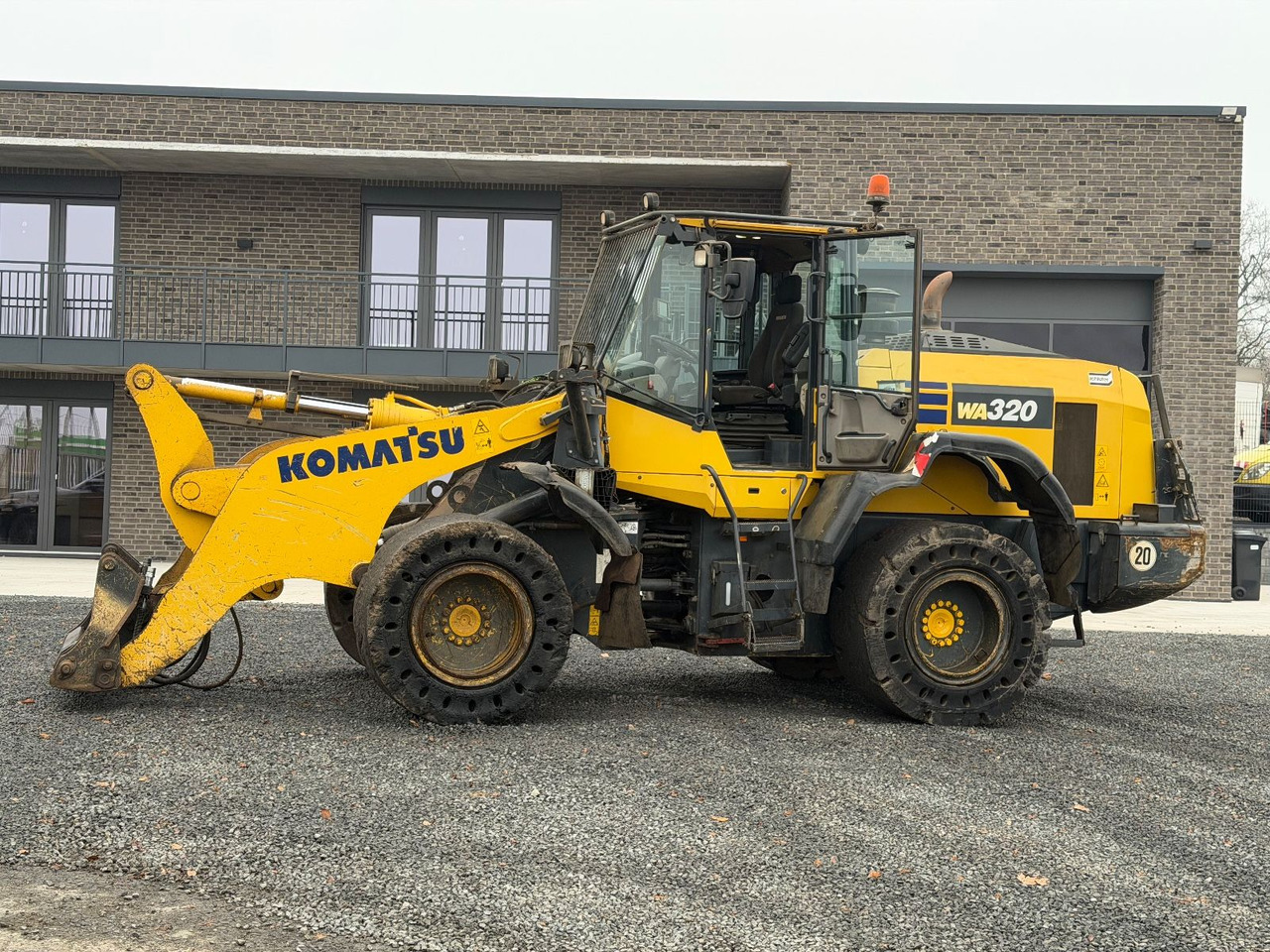 Komatsu WA 320 -8 Radlader Highlift Vollgummi Wartung - Utovarivač na kotačima: slika Komatsu WA 320 -8 Radlader Highlift Vollgummi Wartung - Utovarivač na kotačima Komatsu WA 320 -8 Radlader Highlift Vollgummi Wartung - Utovarivač na kotačima: slika Komatsu WA 320 -8 Radlader Highlift Vollgummi Wartung - Utovarivač na kotačima