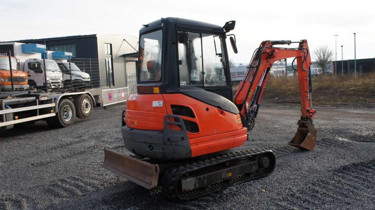 Kubota KX61-3 KX 61 2600 Kg Minibagger - Mini bager: slika Kubota KX61-3 KX 61 2600 Kg Minibagger - Mini bager Kubota KX61-3 KX 61 2600 Kg Minibagger - Mini bager: slika Kubota KX61-3 KX 61 2600 Kg Minibagger - Mini bager