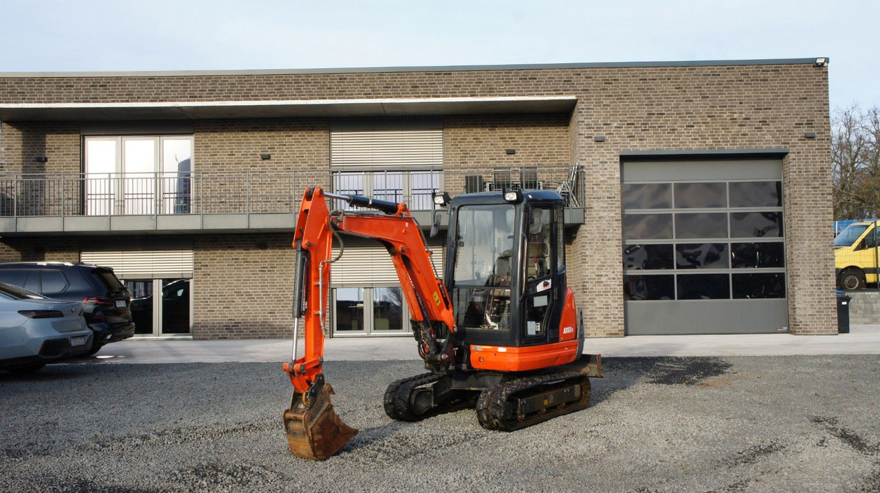 Kubota KX61-3 KX 61 2600 Kg Minibagger - Mini bager: slika Kubota KX61-3 KX 61 2600 Kg Minibagger - Mini bager Kubota KX61-3 KX 61 2600 Kg Minibagger - Mini bager: slika Kubota KX61-3 KX 61 2600 Kg Minibagger - Mini bager