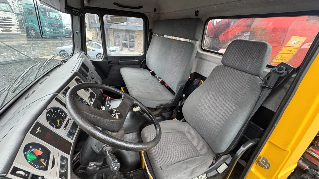 Zakup  MAN 35.463 Abschleppwagen Kran LKW Berger Wilk WR25 MAN 35.463 Abschleppwagen Kran LKW Berger Wilk WR25: slika Zakup  MAN 35.463 Abschleppwagen Kran LKW Berger Wilk WR25 MAN 35.463 Abschleppwagen Kran LKW Berger Wilk WR25