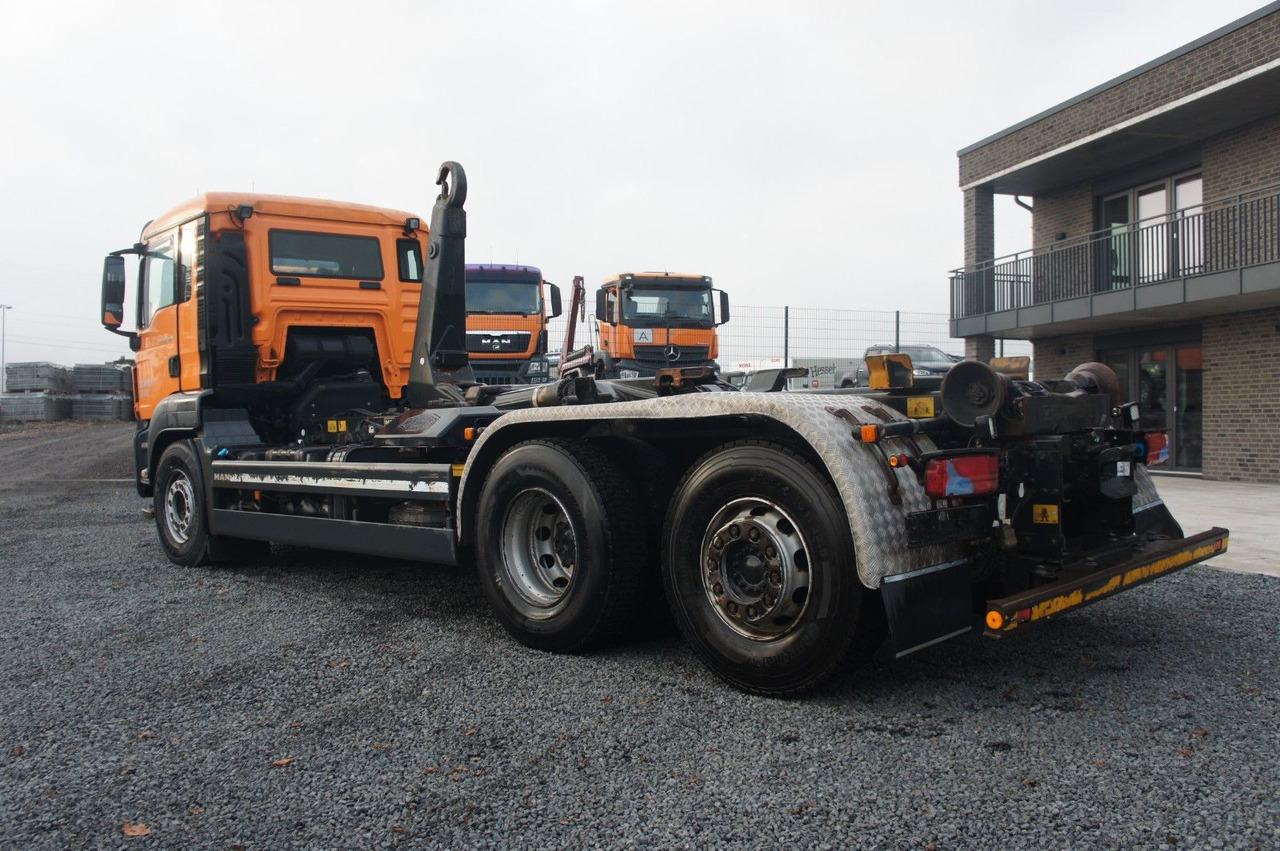 MAN TGS 26.420 Abrollkipper Meiller - Kamion s kukastom dizalicom: slika MAN TGS 26.420 Abrollkipper Meiller - Kamion s kukastom dizalicom MAN TGS 26.420 Abrollkipper Meiller - Kamion s kukastom dizalicom: slika MAN TGS 26.420 Abrollkipper Meiller - Kamion s kukastom dizalicom