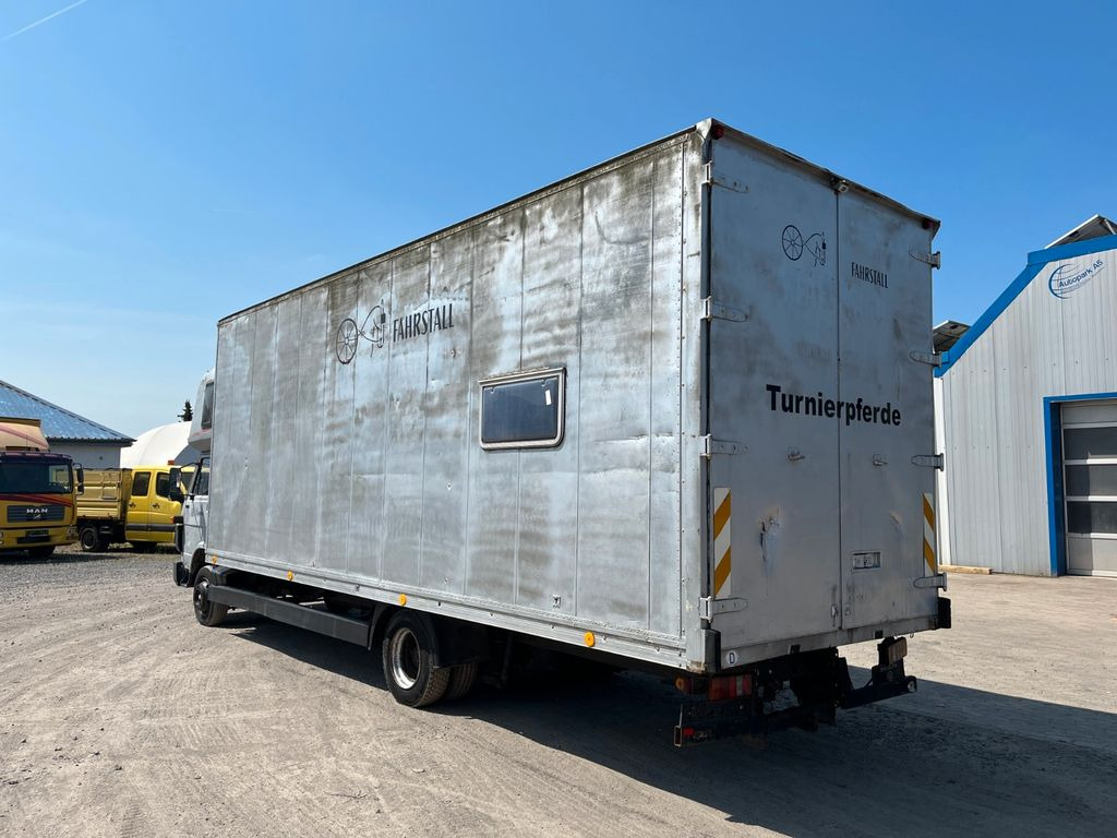 MAN VW-MAN LO2 Koffer Schlafkabine - Dostavno vozilo sa zatvorenim sandukom: slika MAN VW-MAN LO2 Koffer Schlafkabine - Dostavno vozilo sa zatvorenim sandukom MAN VW-MAN LO2 Koffer Schlafkabine - Dostavno vozilo sa zatvorenim sandukom: slika MAN VW-MAN LO2 Koffer Schlafkabine - Dostavno vozilo sa zatvorenim sandukom
