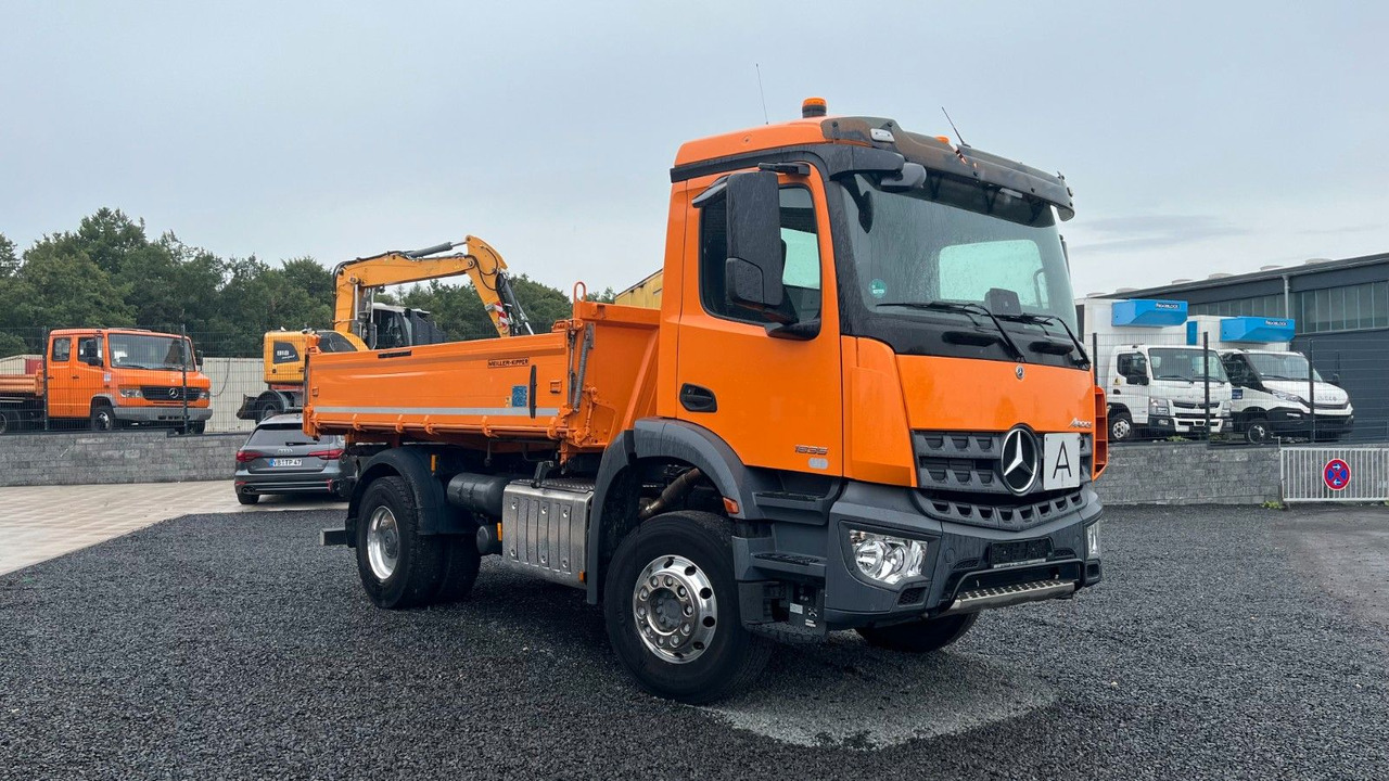 Mercedes-Benz Arocs 1835 Dreiseitenikpper Meiller - Kiper: slika Mercedes-Benz Arocs 1835 Dreiseitenikpper Meiller - Kiper Mercedes-Benz Arocs 1835 Dreiseitenikpper Meiller - Kiper: slika Mercedes-Benz Arocs 1835 Dreiseitenikpper Meiller - Kiper