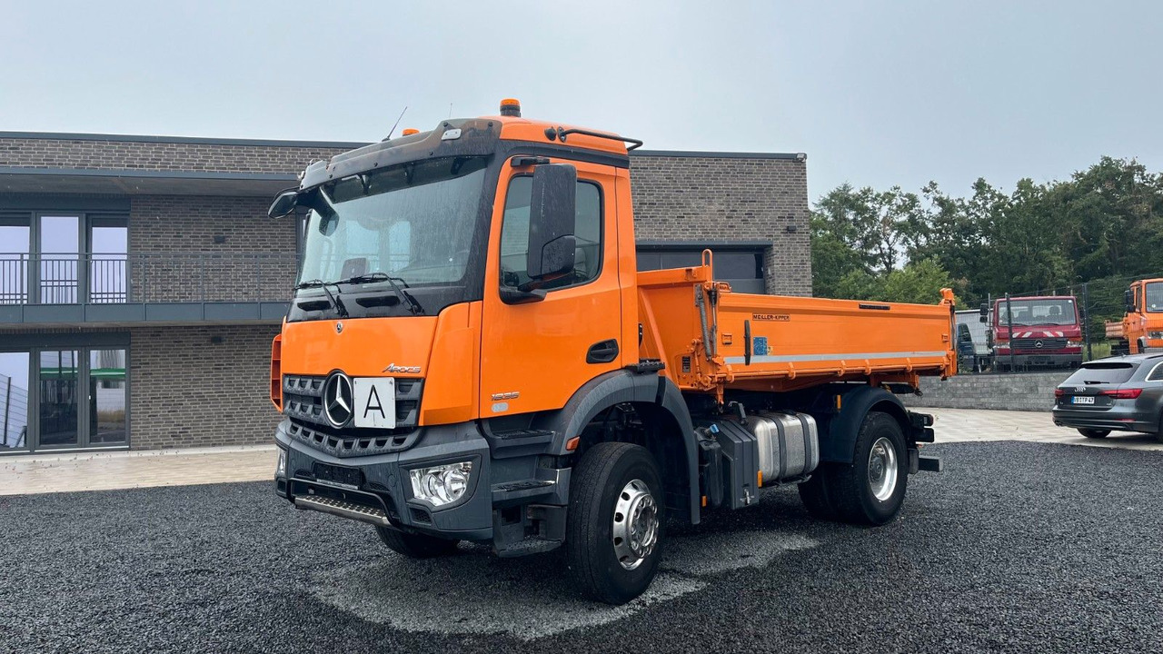 Mercedes-Benz Arocs 1835 Dreiseitenkipper Meiller - Kiper: slika Mercedes-Benz Arocs 1835 Dreiseitenkipper Meiller - Kiper Mercedes-Benz Arocs 1835 Dreiseitenkipper Meiller - Kiper: slika Mercedes-Benz Arocs 1835 Dreiseitenkipper Meiller - Kiper