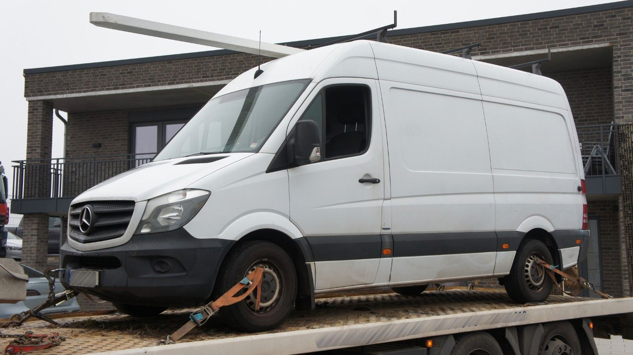 Mercedes-Benz Sprinter 314 CDI Kasten - Furgon: slika Mercedes-Benz Sprinter 314 CDI Kasten - Furgon Mercedes-Benz Sprinter 314 CDI Kasten - Furgon: slika Mercedes-Benz Sprinter 314 CDI Kasten - Furgon