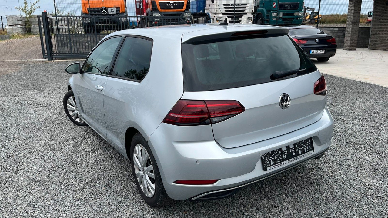 Volkswagen Golf VII Lim. Sound Start-Stopp - Automobil: slika Volkswagen Golf VII Lim. Sound Start-Stopp - Automobil Volkswagen Golf VII Lim. Sound Start-Stopp - Automobil: slika Volkswagen Golf VII Lim. Sound Start-Stopp - Automobil