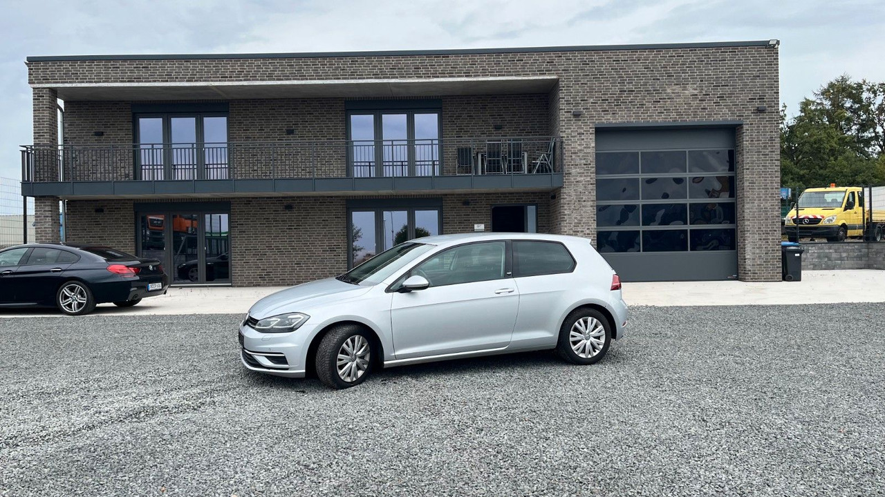 Volkswagen Golf VII Lim. Sound Start-Stopp - Automobil: slika Volkswagen Golf VII Lim. Sound Start-Stopp - Automobil Volkswagen Golf VII Lim. Sound Start-Stopp - Automobil: slika Volkswagen Golf VII Lim. Sound Start-Stopp - Automobil