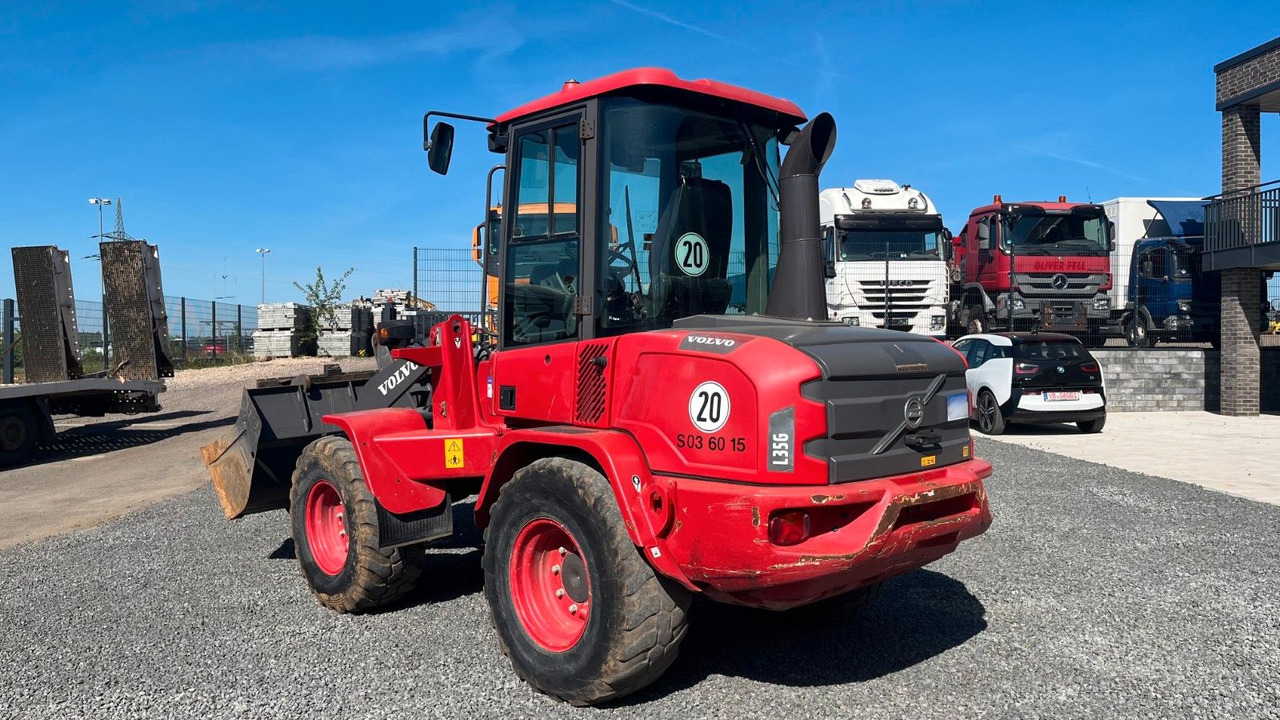 Volvo L35G Radlader 7200 Kg Schaufel Gabel Volvo L35G Radlader 7200 Kg Schaufel Gabel - Utovarivač na kotačima: slika Volvo L35G Radlader 7200 Kg Schaufel Gabel Volvo L35G Radlader 7200 Kg Schaufel Gabel - Utovarivač na kotačima Volvo L35G Radlader 7200 Kg Schaufel Gabel Volvo L35G Radlader 7200 Kg Schaufel Gabel - Utovarivač na kotačima: slika Volvo L35G Radlader 7200 Kg Schaufel Gabel Volvo L35G Radlader 7200 Kg Schaufel Gabel - Utovarivač na kotačima