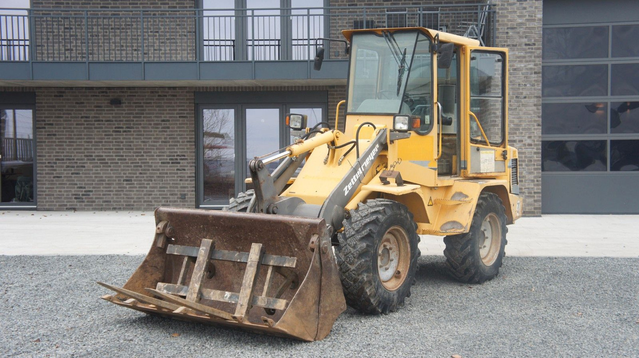 Zettelmeyer CAB 502 L ZL502 Radlader Gabel Schaufel - Utovarivač na kotačima: slika Zettelmeyer CAB 502 L ZL502 Radlader Gabel Schaufel - Utovarivač na kotačima Zettelmeyer CAB 502 L ZL502 Radlader Gabel Schaufel - Utovarivač na kotačima: slika Zettelmeyer CAB 502 L ZL502 Radlader Gabel Schaufel - Utovarivač na kotačima