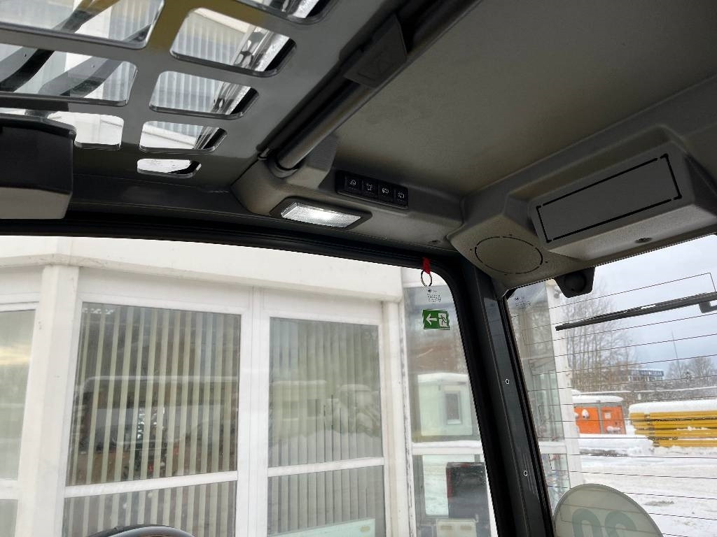 Kramer 1445 - Teleskopski utovarivač na kotačima: slika Kramer 1445 - Teleskopski utovarivač na kotačima Kramer 1445 - Teleskopski utovarivač na kotačima: slika Kramer 1445 - Teleskopski utovarivač na kotačima