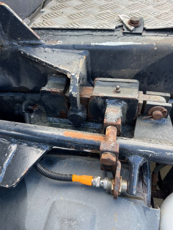 Kiper MAN TGS 33.480 6x4 Wechselsystem: slika Kiper MAN TGS 33.480 6x4 Wechselsystem Kiper MAN TGS 33.480 6x4 Wechselsystem: slika Kiper MAN TGS 33.480 6x4 Wechselsystem