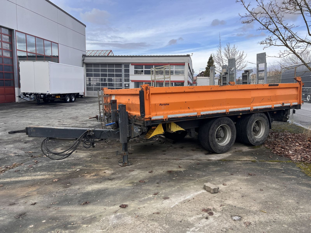 14 t Tandemkipper- Tieflader, Breitbereifung - Kiper prikolica: slika 14 t Tandemkipper- Tieflader, Breitbereifung - Kiper prikolica 14 t Tandemkipper- Tieflader, Breitbereifung - Kiper prikolica: slika 14 t Tandemkipper- Tieflader, Breitbereifung - Kiper prikolica