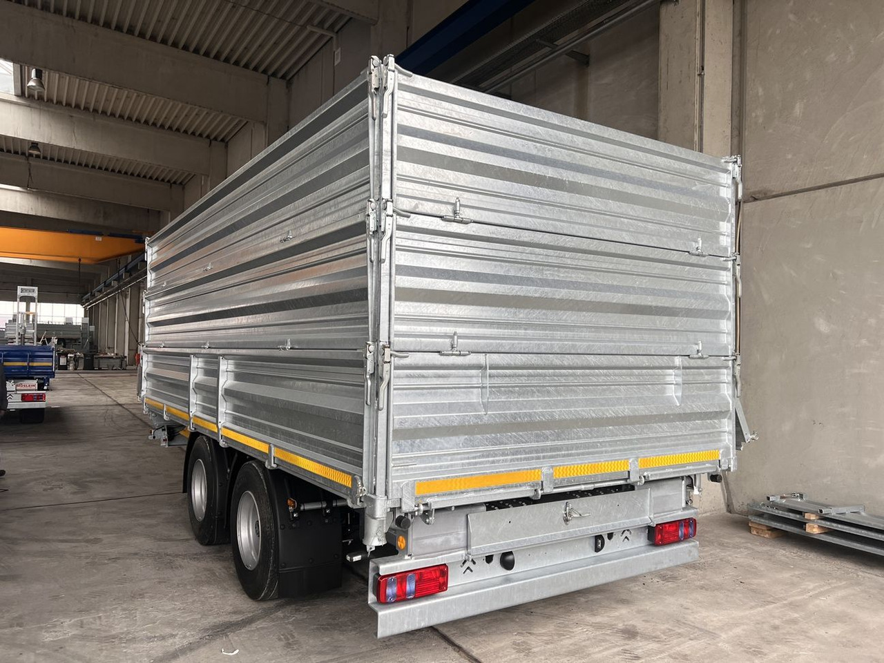 Möslein TTD 19 AB  19 t Tandem Kipper Tieflader2 x Aufsatzbordwänden-- Neufahrzeug -- - Drugi strojevi: slika Möslein TTD 19 AB  19 t Tandem Kipper Tieflader2 x Aufsatzbordwänden-- Neufahrzeug -- - Drugi strojevi Möslein TTD 19 AB  19 t Tandem Kipper Tieflader2 x Aufsatzbordwänden-- Neufahrzeug -- - Drugi strojevi: slika Möslein TTD 19 AB  19 t Tandem Kipper Tieflader2 x Aufsatzbordwänden-- Neufahrzeug -- - Drugi strojevi