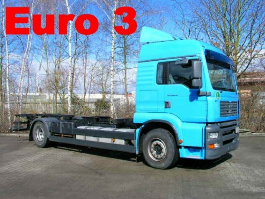 MAN 18.410 TGA2 Achs BDF- LKW - Transporter kontejnera/ Kamion s izmjenjivim sanducima: slika MAN 18.410 TGA2 Achs BDF- LKW - Transporter kontejnera/ Kamion s izmjenjivim sanducima MAN 18.410 TGA2 Achs BDF- LKW - Transporter kontejnera/ Kamion s izmjenjivim sanducima: slika MAN 18.410 TGA2 Achs BDF- LKW - Transporter kontejnera/ Kamion s izmjenjivim sanducima