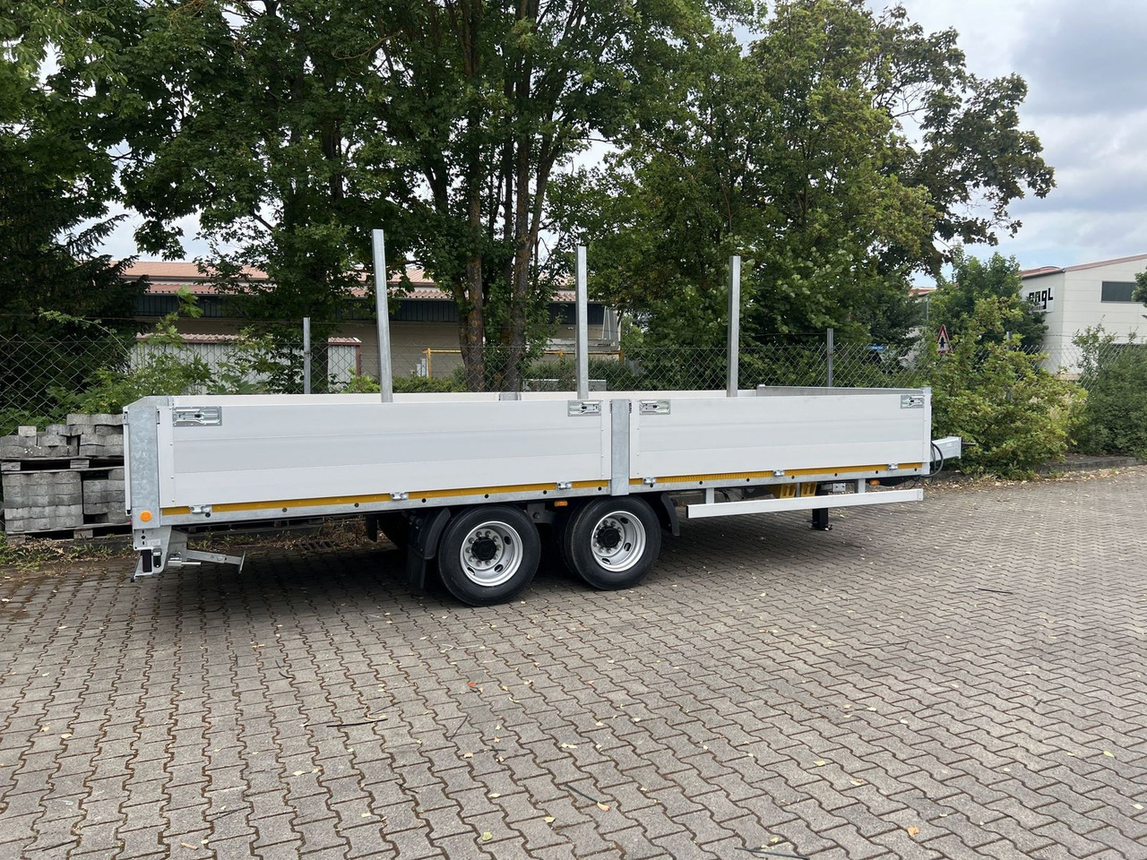 Möslein 14,4 t Tandem- Pritschenanhänger- Tieflader - Prikolica plato/ Otvoreni sanduk: slika Möslein 14,4 t Tandem- Pritschenanhänger- Tieflader - Prikolica plato/ Otvoreni sanduk Möslein 14,4 t Tandem- Pritschenanhänger- Tieflader - Prikolica plato/ Otvoreni sanduk: slika Möslein 14,4 t Tandem- Pritschenanhänger- Tieflader - Prikolica plato/ Otvoreni sanduk