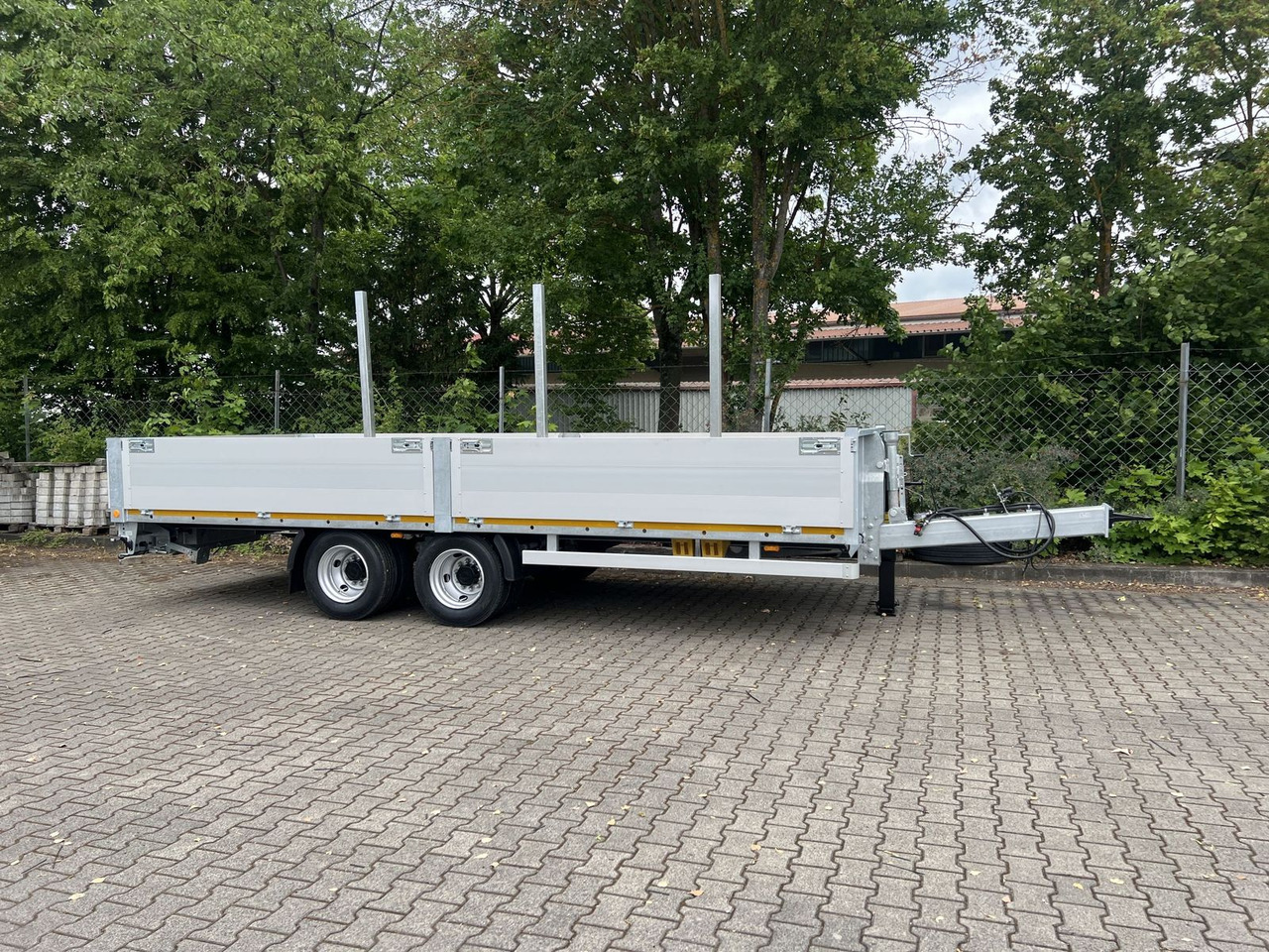 Möslein 14,4 t Tandem- Pritschenanhänger- Tieflader - Prikolica plato/ Otvoreni sanduk: slika Möslein 14,4 t Tandem- Pritschenanhänger- Tieflader - Prikolica plato/ Otvoreni sanduk Möslein 14,4 t Tandem- Pritschenanhänger- Tieflader - Prikolica plato/ Otvoreni sanduk: slika Möslein 14,4 t Tandem- Pritschenanhänger- Tieflader - Prikolica plato/ Otvoreni sanduk