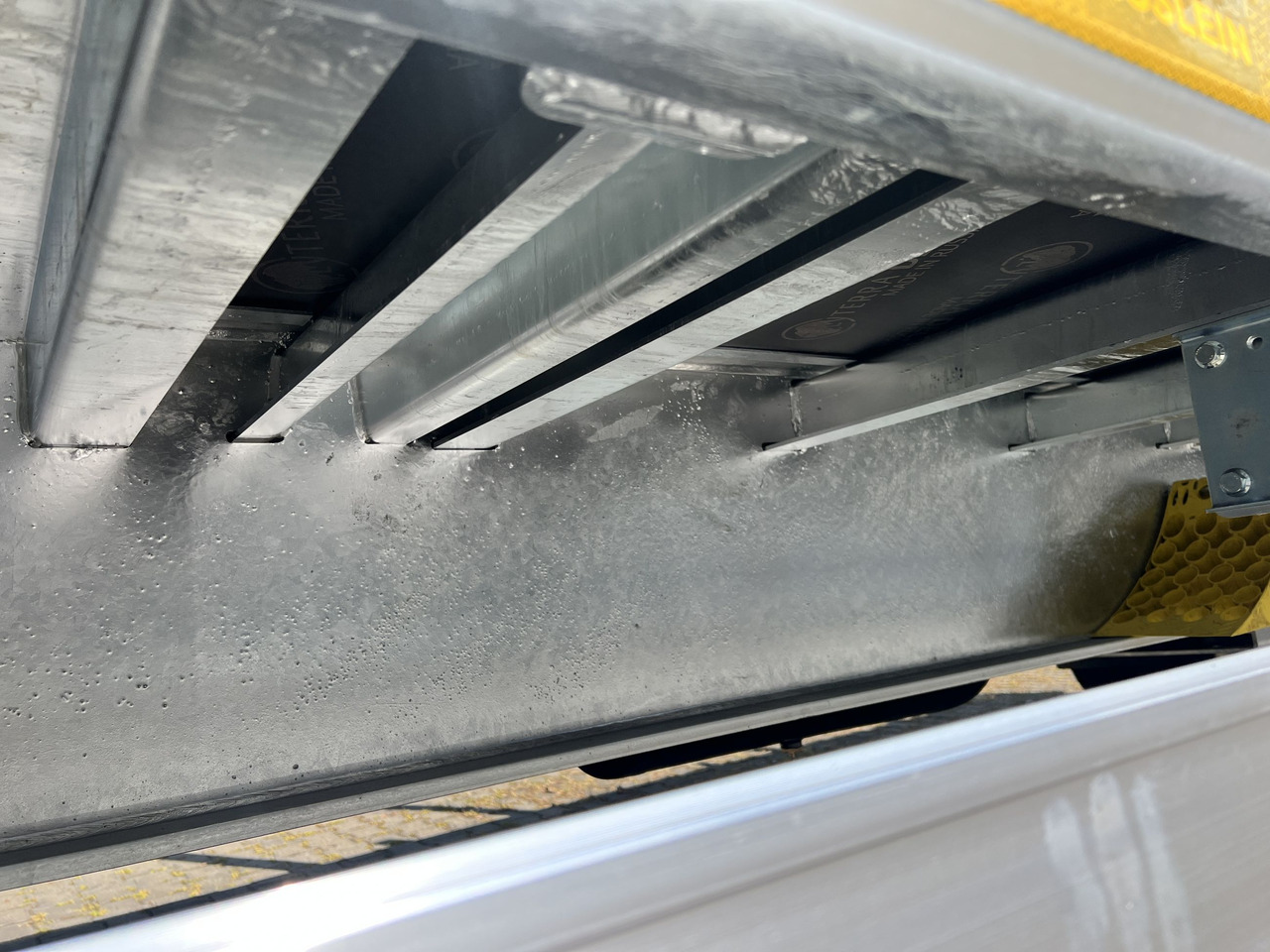 Novi Prikolica plato/ Otvoreni sanduk Möslein T 2 Plato 7,60 m 2 Achs Jumbo- Plato- Anhänger Mega: slika Novi Prikolica plato/ Otvoreni sanduk Möslein T 2 Plato 7,60 m 2 Achs Jumbo- Plato- Anhänger Mega Novi Prikolica plato/ Otvoreni sanduk Möslein T 2 Plato 7,60 m 2 Achs Jumbo- Plato- Anhänger Mega: slika Novi Prikolica plato/ Otvoreni sanduk Möslein T 2 Plato 7,60 m 2 Achs Jumbo- Plato- Anhänger Mega