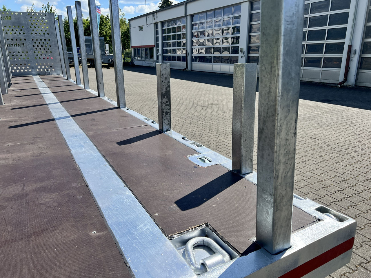 Novi Prikolica plato/ Otvoreni sanduk Möslein T 2 Plato 7,60 m 2 Achs Jumbo- Plato- Anhänger Mega: slika Novi Prikolica plato/ Otvoreni sanduk Möslein T 2 Plato 7,60 m 2 Achs Jumbo- Plato- Anhänger Mega Novi Prikolica plato/ Otvoreni sanduk Möslein T 2 Plato 7,60 m 2 Achs Jumbo- Plato- Anhänger Mega: slika Novi Prikolica plato/ Otvoreni sanduk Möslein T 2 Plato 7,60 m 2 Achs Jumbo- Plato- Anhänger Mega