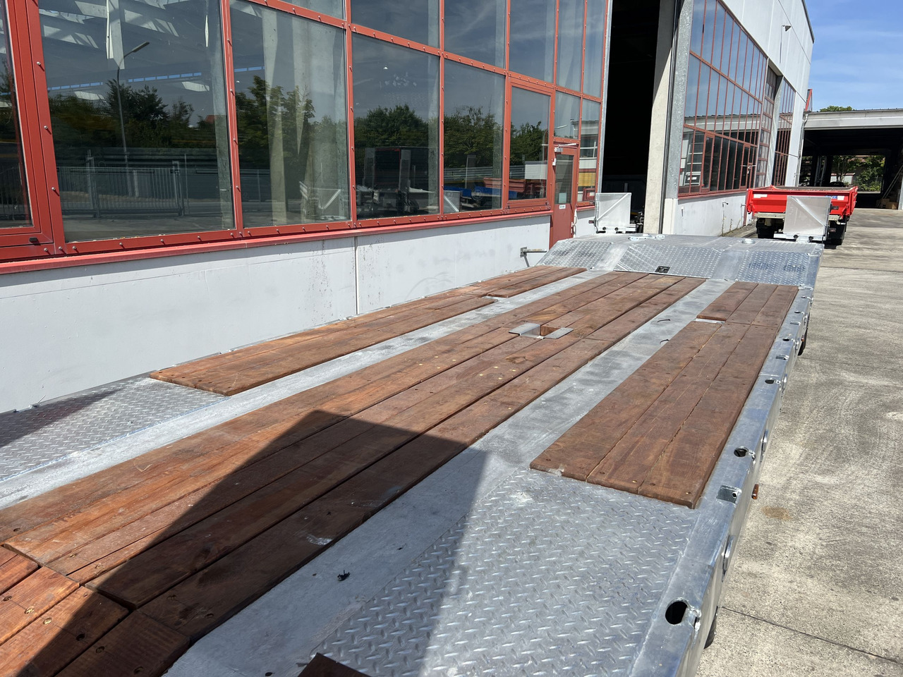 Möslein T 2 Schwebheim Neuer 2 Achs Tieflader- Anhänger, Verbreiterung - Prikolica s niskim utovarivačem: slika Möslein T 2 Schwebheim Neuer 2 Achs Tieflader- Anhänger, Verbreiterung - Prikolica s niskim utovarivačem Möslein T 2 Schwebheim Neuer 2 Achs Tieflader- Anhänger, Verbreiterung - Prikolica s niskim utovarivačem: slika Möslein T 2 Schwebheim Neuer 2 Achs Tieflader- Anhänger, Verbreiterung - Prikolica s niskim utovarivačem