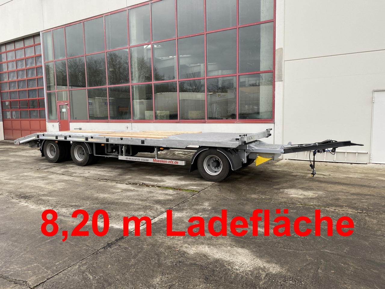 Möslein T 3-8,20 P OR 3 Achs Tieflader gerader Ladefläche 8,10 m,Neufahrzeug - Prikolica s niskim utovarivačem: slika Möslein T 3-8,20 P OR 3 Achs Tieflader gerader Ladefläche 8,10 m,Neufahrzeug - Prikolica s niskim utovarivačem Möslein T 3-8,20 P OR 3 Achs Tieflader gerader Ladefläche 8,10 m,Neufahrzeug - Prikolica s niskim utovarivačem: slika Möslein T 3-8,20 P OR 3 Achs Tieflader gerader Ladefläche 8,10 m,Neufahrzeug - Prikolica s niskim utovarivačem
