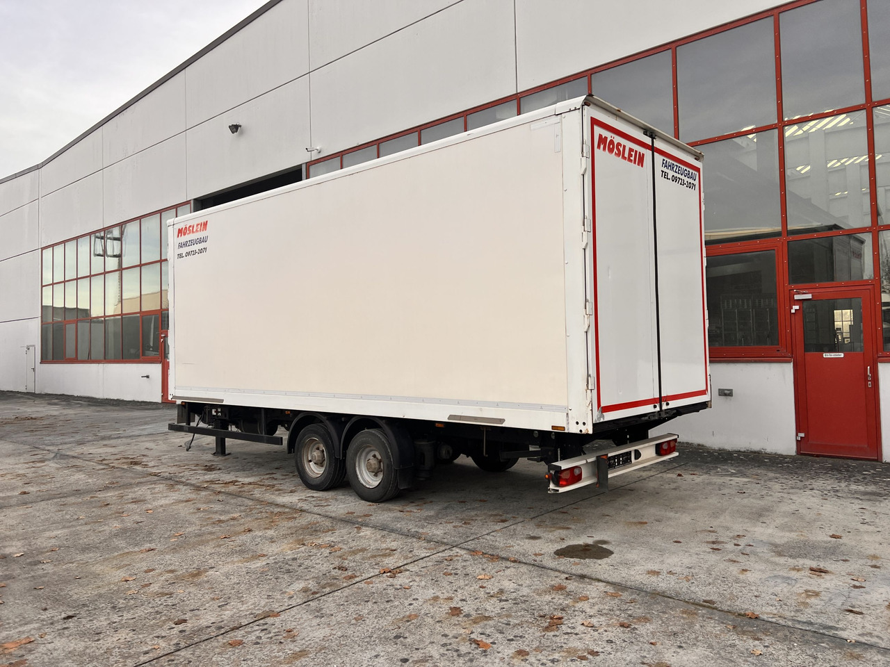 Möslein TKO 105 D Schwebheim Tandem- Koffer- Anhänger, Durchladbar - Prikolica sa zatvorenim sandukom: slika Möslein TKO 105 D Schwebheim Tandem- Koffer- Anhänger, Durchladbar - Prikolica sa zatvorenim sandukom Möslein TKO 105 D Schwebheim Tandem- Koffer- Anhänger, Durchladbar - Prikolica sa zatvorenim sandukom: slika Möslein TKO 105 D Schwebheim Tandem- Koffer- Anhänger, Durchladbar - Prikolica sa zatvorenim sandukom