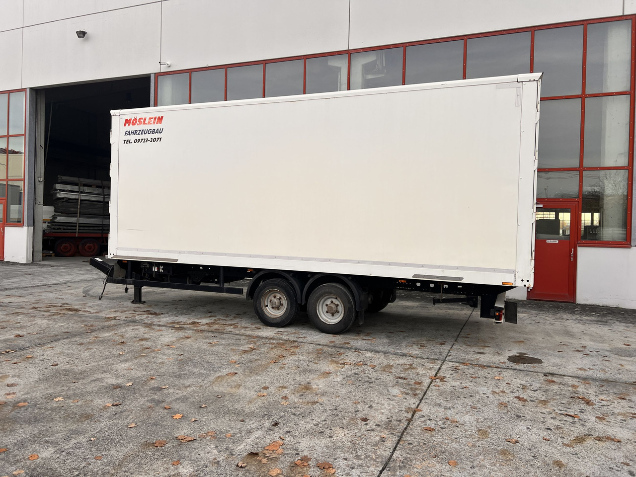 Möslein TKO 105 D Schwebheim Tandem- Koffer- Anhänger, Durchladbar - Prikolica sa zatvorenim sandukom: slika Möslein TKO 105 D Schwebheim Tandem- Koffer- Anhänger, Durchladbar - Prikolica sa zatvorenim sandukom Möslein TKO 105 D Schwebheim Tandem- Koffer- Anhänger, Durchladbar - Prikolica sa zatvorenim sandukom: slika Möslein TKO 105 D Schwebheim Tandem- Koffer- Anhänger, Durchladbar - Prikolica sa zatvorenim sandukom