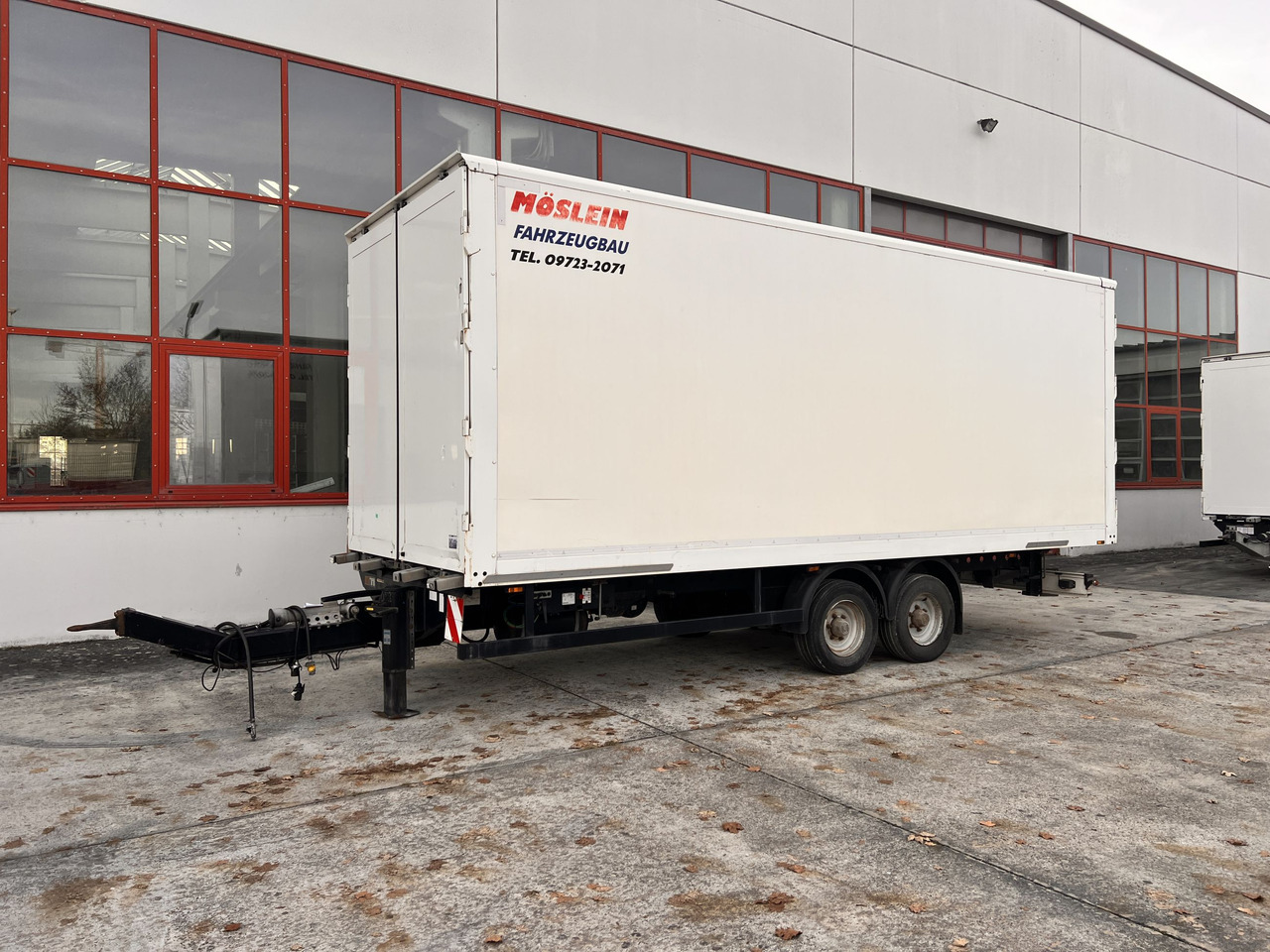 Möslein TKO 105 D Schwebheim Tandem- Koffer- Anhänger, Durchladbar - Prikolica sa zatvorenim sandukom: slika Möslein TKO 105 D Schwebheim Tandem- Koffer- Anhänger, Durchladbar - Prikolica sa zatvorenim sandukom Möslein TKO 105 D Schwebheim Tandem- Koffer- Anhänger, Durchladbar - Prikolica sa zatvorenim sandukom: slika Möslein TKO 105 D Schwebheim Tandem- Koffer- Anhänger, Durchladbar - Prikolica sa zatvorenim sandukom