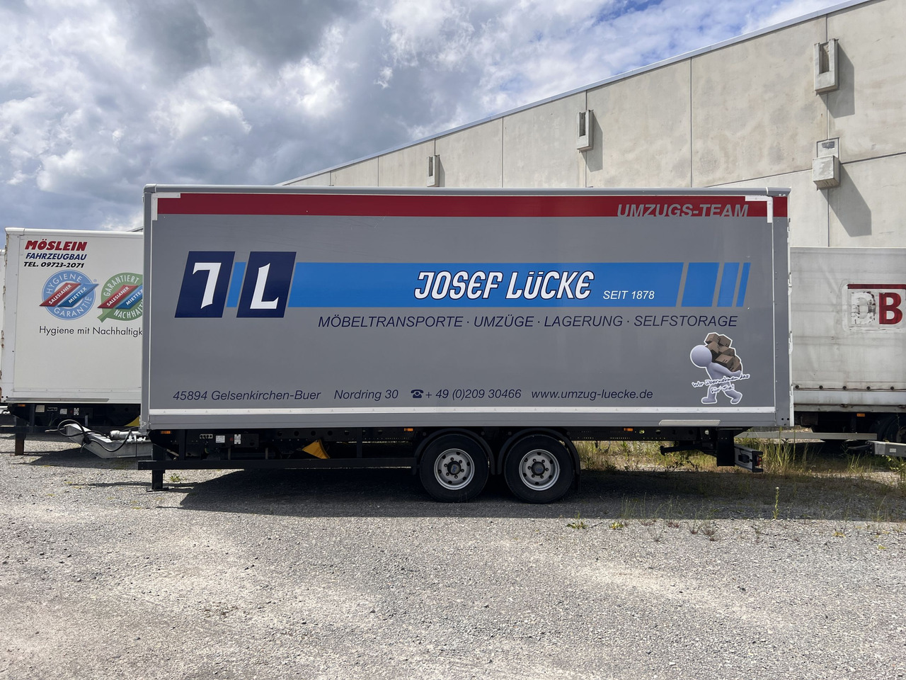 Möslein TKO 105 Schwebheim  Tandem- Möbel Koffer- Anhänger - Prikolica sa zatvorenim sandukom: slika Möslein TKO 105 Schwebheim  Tandem- Möbel Koffer- Anhänger - Prikolica sa zatvorenim sandukom Möslein TKO 105 Schwebheim  Tandem- Möbel Koffer- Anhänger - Prikolica sa zatvorenim sandukom: slika Möslein TKO 105 Schwebheim  Tandem- Möbel Koffer- Anhänger - Prikolica sa zatvorenim sandukom