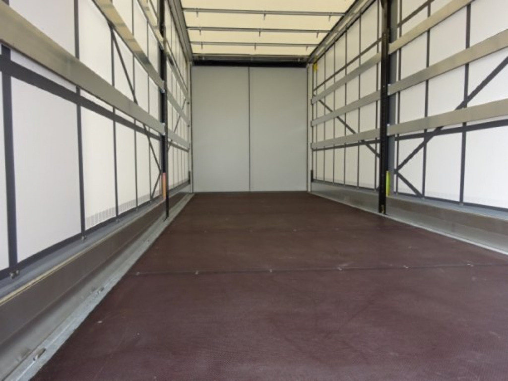 Möslein TPW 105 D Schwebheim Tandem- Planenanhänger Durchladen - Prikolica s ceradom: slika Möslein TPW 105 D Schwebheim Tandem- Planenanhänger Durchladen - Prikolica s ceradom Möslein TPW 105 D Schwebheim Tandem- Planenanhänger Durchladen - Prikolica s ceradom: slika Möslein TPW 105 D Schwebheim Tandem- Planenanhänger Durchladen - Prikolica s ceradom