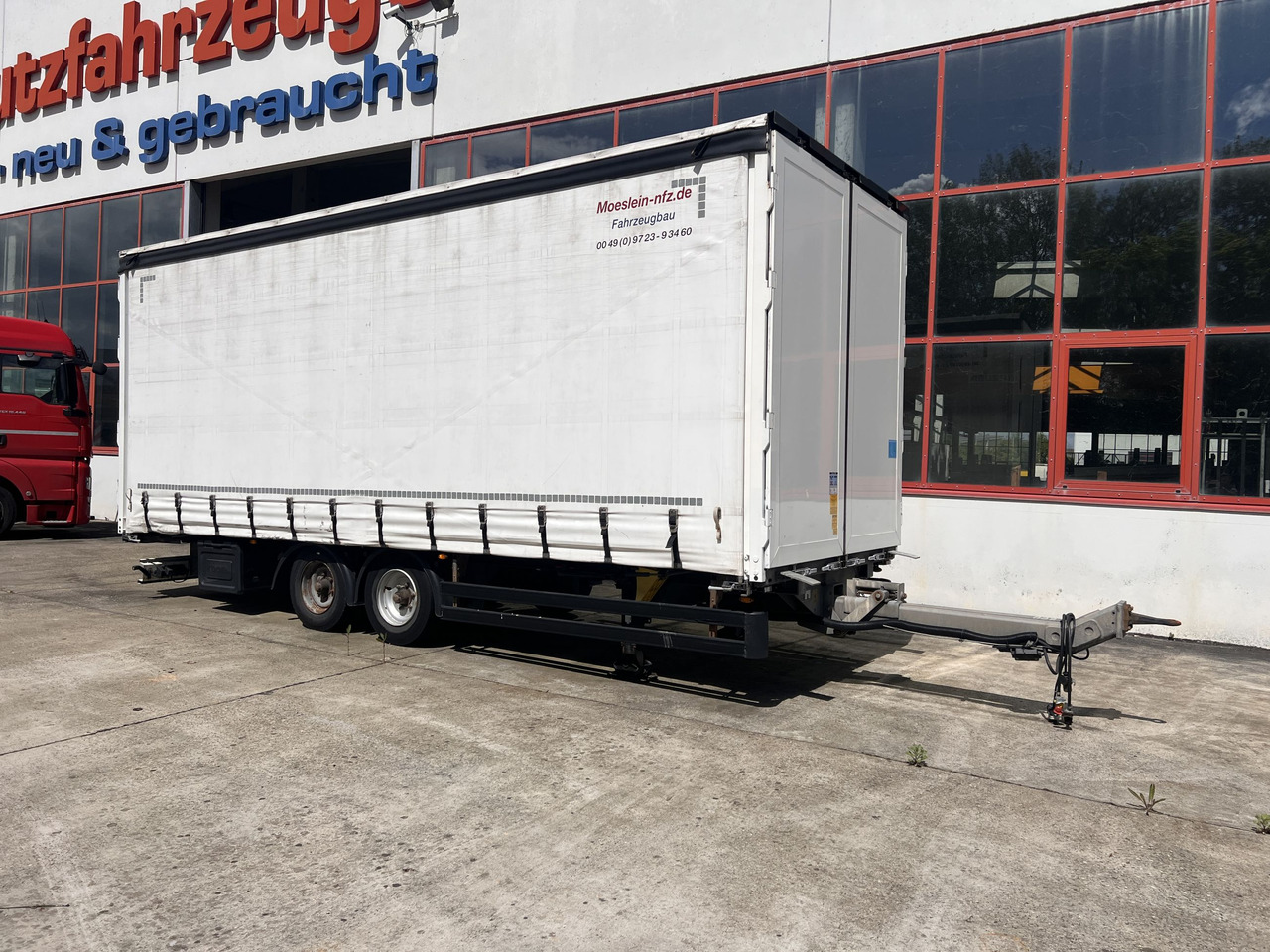 Möslein TPW 105 D Schwebheim Tandemplanenanhänger durchladbar - Prikolica s ceradom: slika Möslein TPW 105 D Schwebheim Tandemplanenanhänger durchladbar - Prikolica s ceradom Möslein TPW 105 D Schwebheim Tandemplanenanhänger durchladbar - Prikolica s ceradom: slika Möslein TPW 105 D Schwebheim Tandemplanenanhänger durchladbar - Prikolica s ceradom